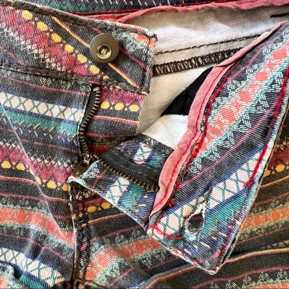 1st KISS SHORT SHORTS - Picture 7 of 10